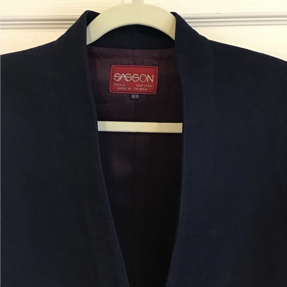 Vintage Navy Blue Womens 2 piece Suit, size 10 - Picture 6 of 11
